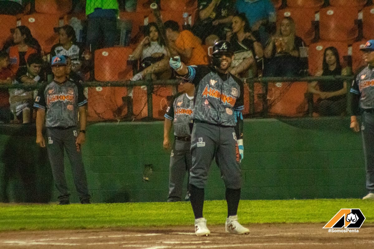 Recuperan Algodoneros el liderato