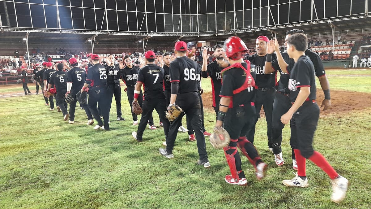 Extienden Rojos racha ganadora