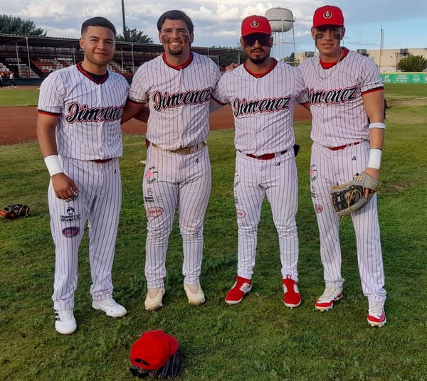 Van Rojos de Jiménez en franco ascenso